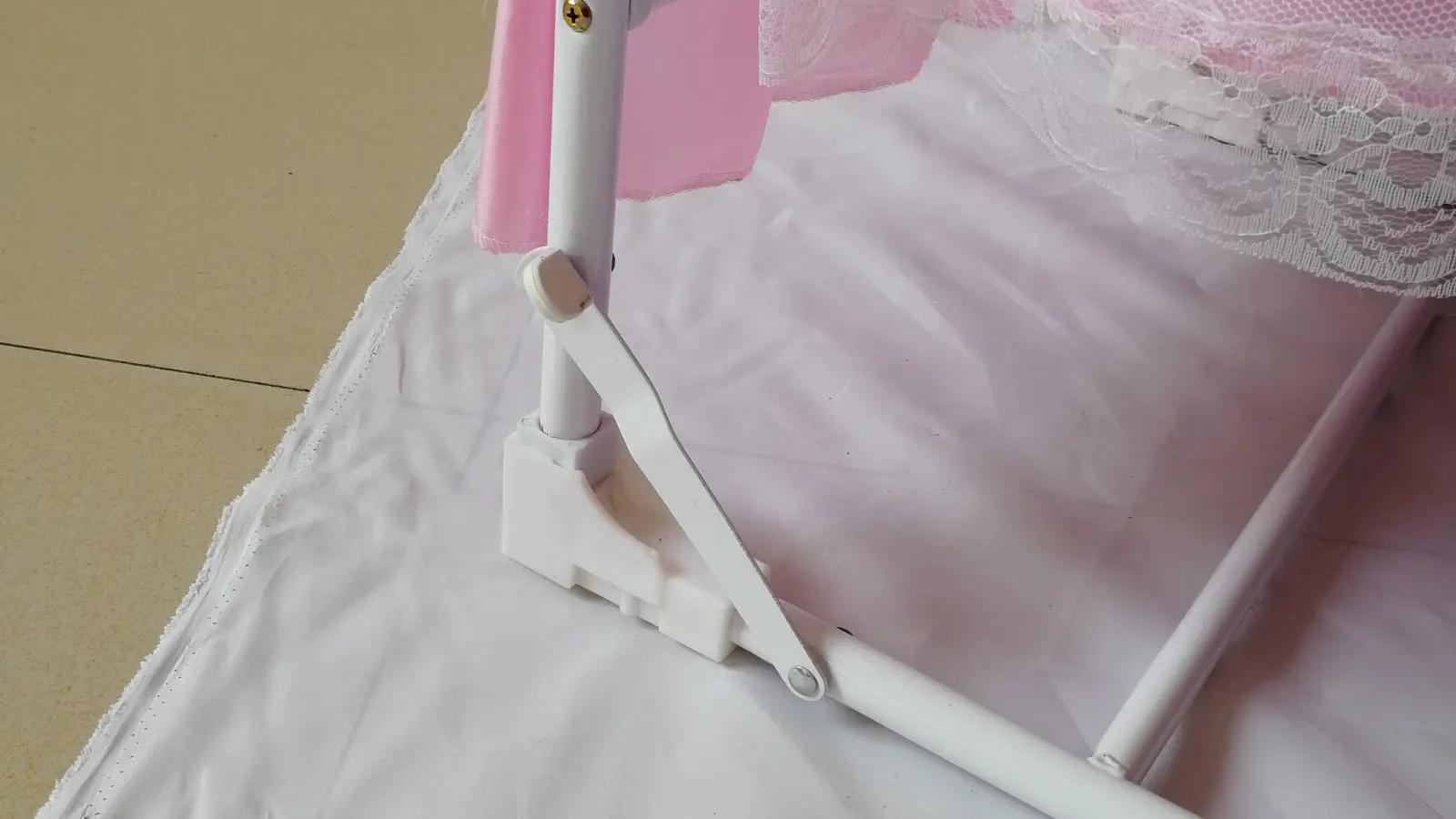 Aoqi baby cot bed sale manufacturer for bedroom