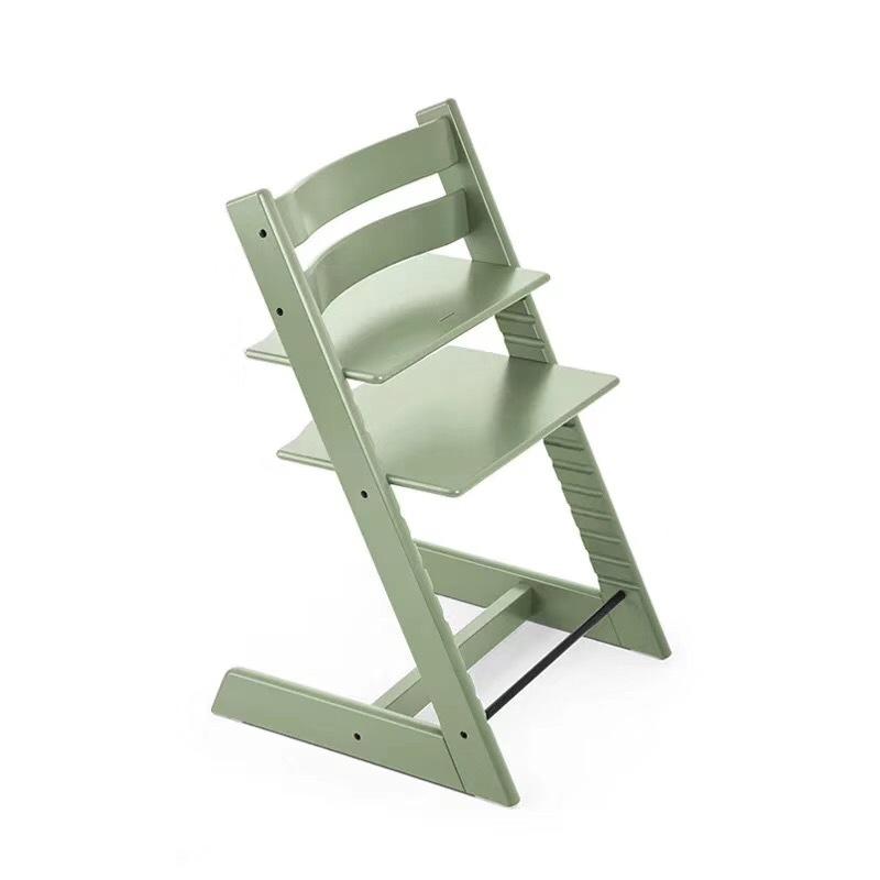 European Style Adjustable Wooden Baby High Chair for Feeding